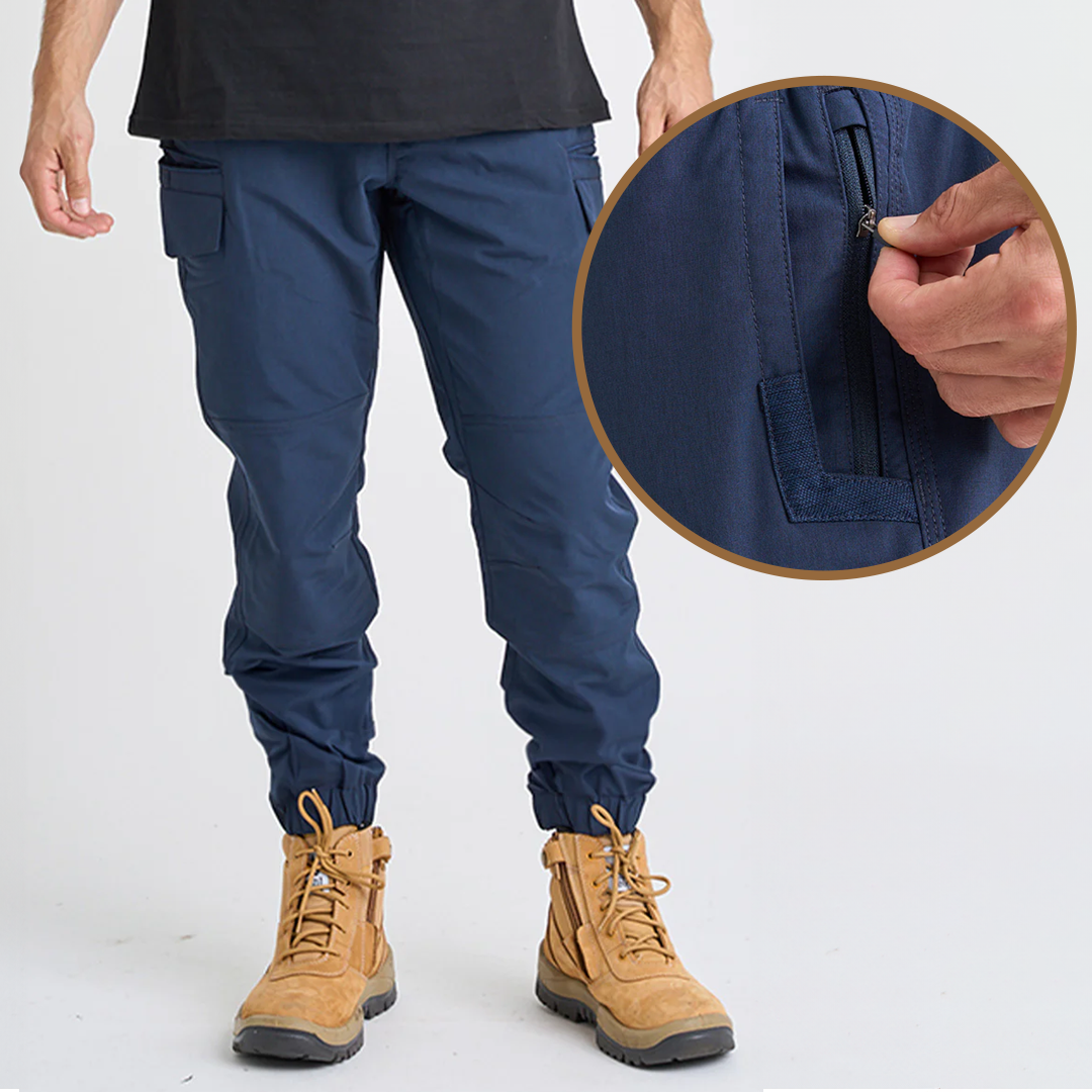 Comes in navy colour