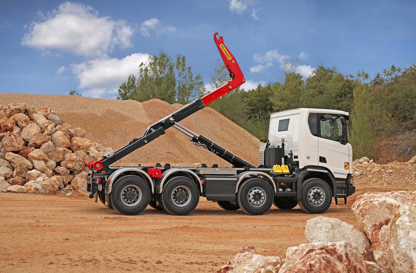 PALFINGER TEC-Abrollkipper im Einsatz