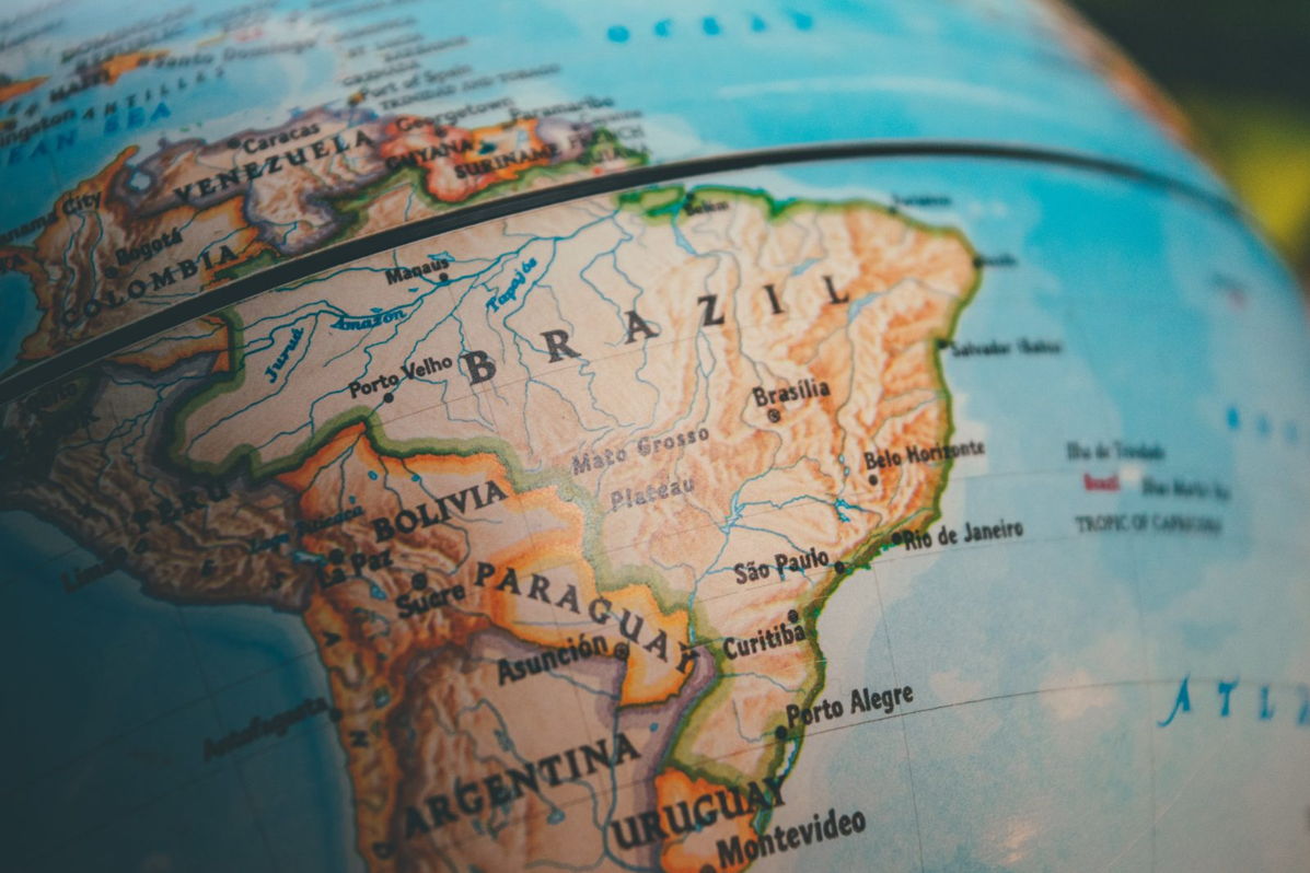 Globo terráqueo centrado en Latinoamérica